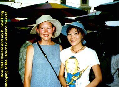 Beautiful Clarissa and my human Ping
shopping at the Jatuchak weekend market.